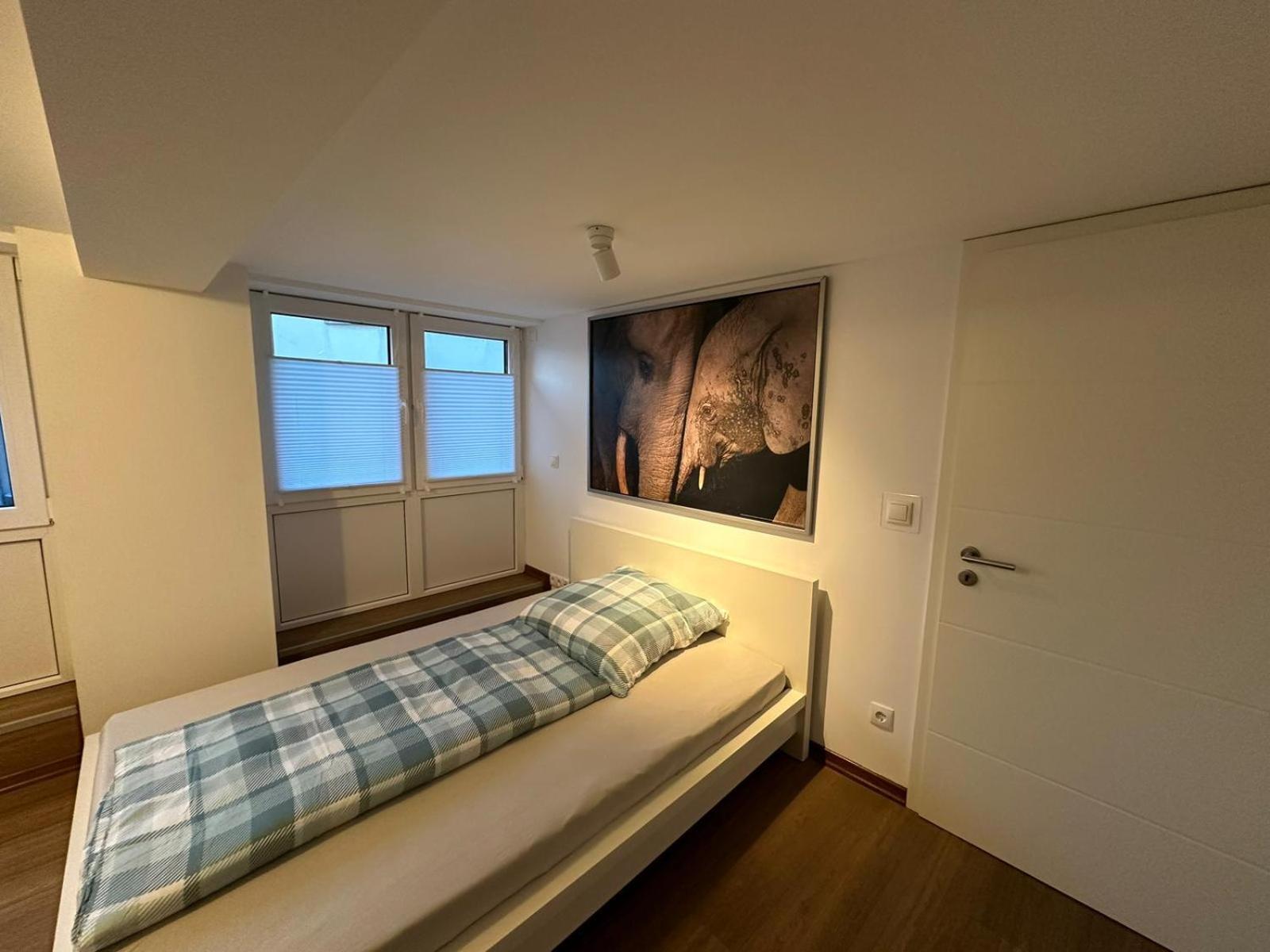 Wohnung In Muelheim-Kaerlich Bagian luar foto