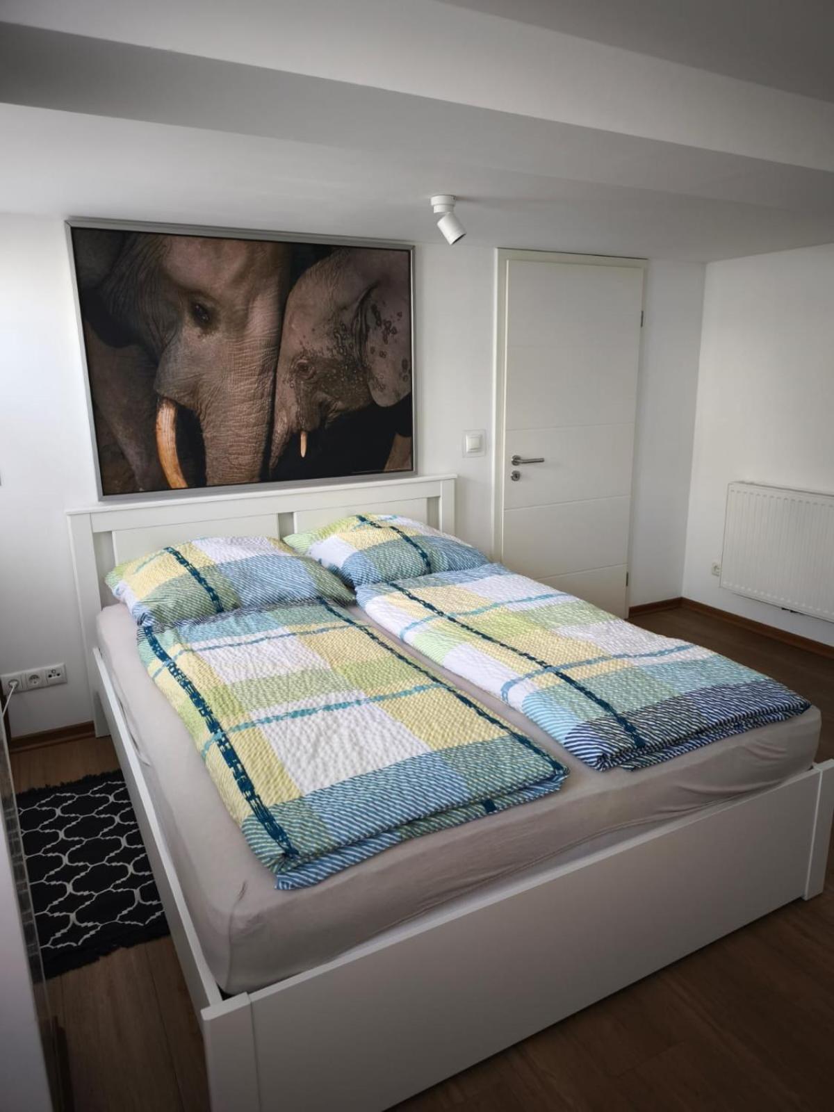 Wohnung In Muelheim-Kaerlich Bagian luar foto